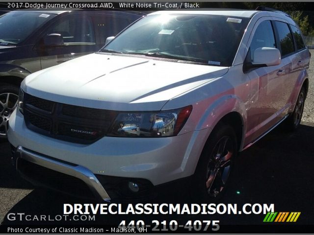 2017 Dodge Journey Crossroad AWD in White Noise Tri-Coat