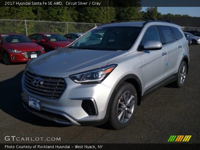 2017 Hyundai Santa Fe SE AWD in Circuit Silver