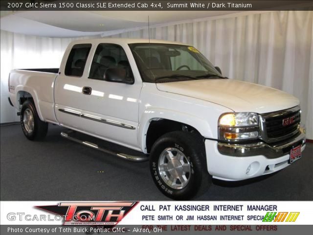 2007 GMC Sierra 1500 Classic SLE Extended Cab 4x4 in Summit White