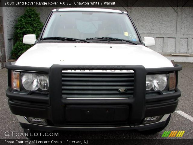 2000 Land Rover Range Rover 4.0 SE in Chawton White