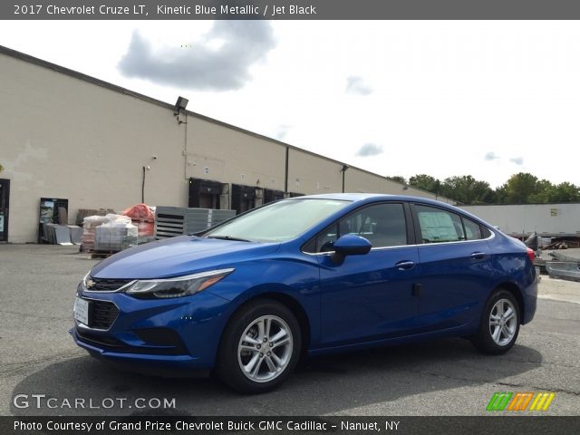 2017 Chevrolet Cruze LT in Kinetic Blue Metallic