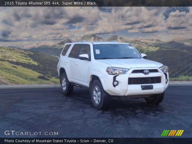 2015 Toyota 4Runner SR5 4x4 in Super White