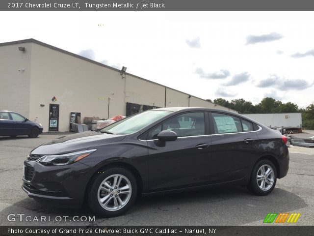 2017 Chevrolet Cruze LT in Tungsten Metallic