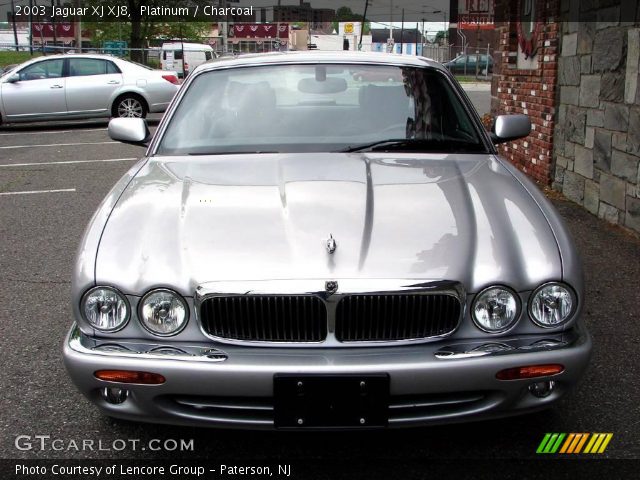 2003 Jaguar XJ XJ8 in Platinum