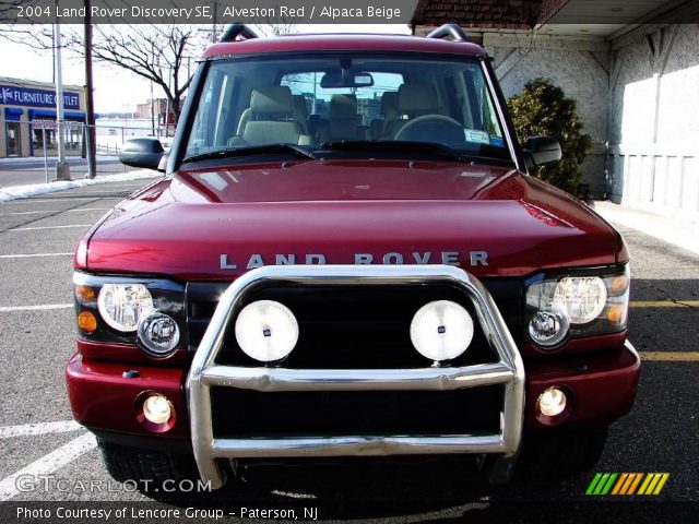 2004 Land Rover Discovery SE in Alveston Red