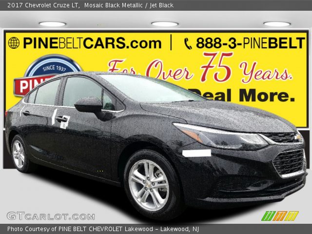 2017 Chevrolet Cruze LT in Mosaic Black Metallic