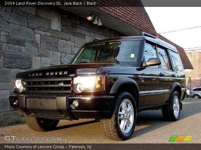2004 Land Rover Discovery SE in Java Black