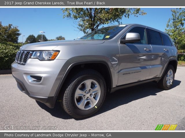 2017 Jeep Grand Cherokee Laredo in True Blue Pearl