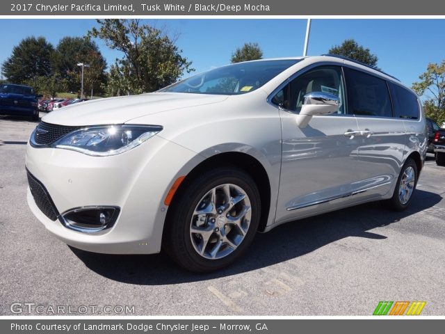 2017 Chrysler Pacifica Limited in Tusk White