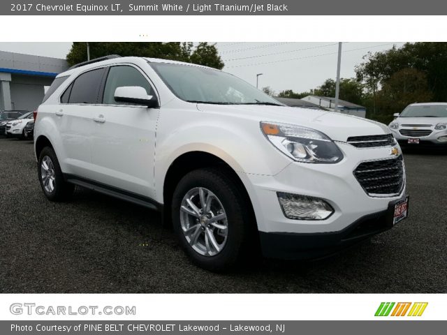 2017 Chevrolet Equinox LT in Summit White