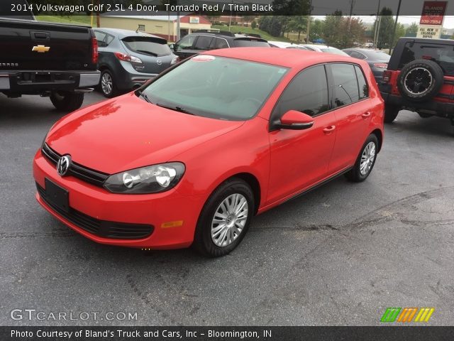 2014 Volkswagen Golf 2.5L 4 Door in Tornado Red