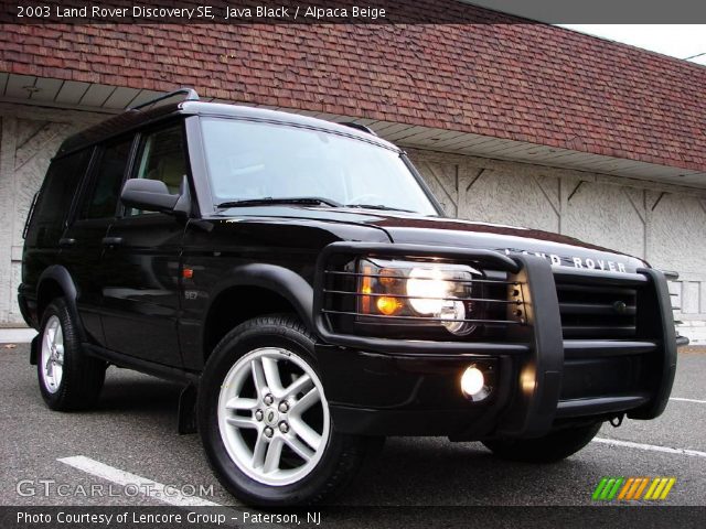 2003 Land Rover Discovery SE in Java Black