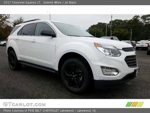 2017 Chevrolet Equinox LT in Summit White