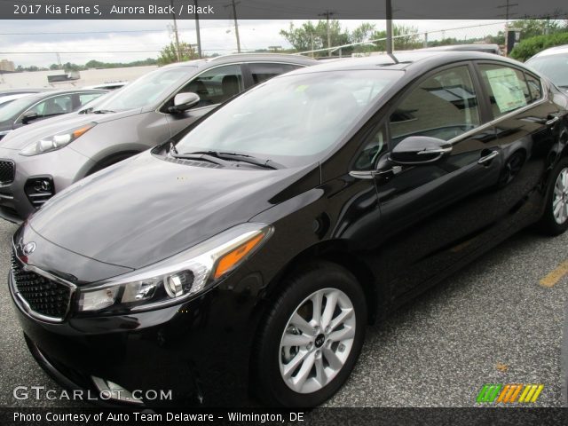 2017 Kia Forte S in Aurora Black