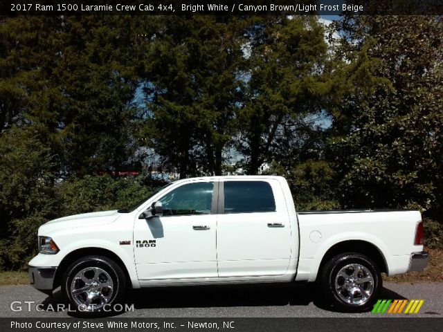 2017 Ram 1500 Laramie Crew Cab 4x4 in Bright White