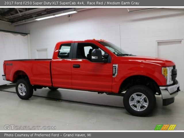 2017 Ford F250 Super Duty XLT SuperCab 4x4 in Race Red