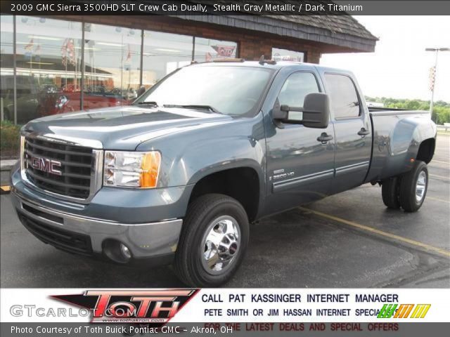 2009 GMC Sierra 3500HD SLT Crew Cab Dually in Stealth Gray Metallic