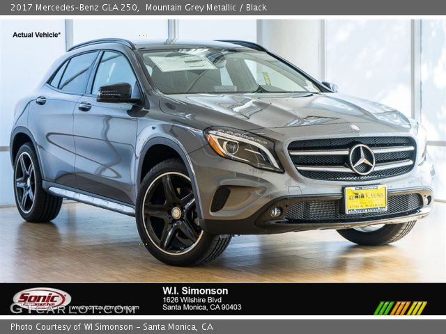 2017 Mercedes-Benz GLA 250 in Mountain Grey Metallic