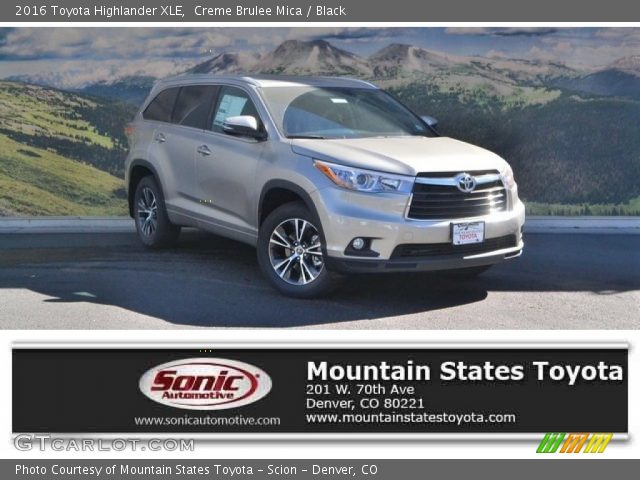 2016 Toyota Highlander XLE in Creme Brulee Mica