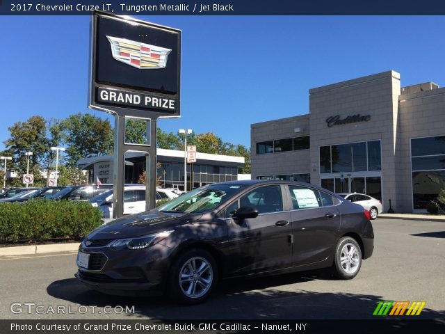 2017 Chevrolet Cruze LT in Tungsten Metallic