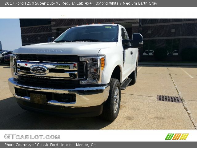2017 Ford F250 Super Duty XL Regular Cab 4x4 in Oxford White