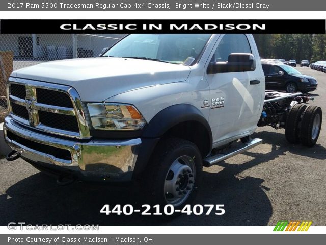 2017 Ram 5500 Tradesman Regular Cab 4x4 Chassis in Bright White