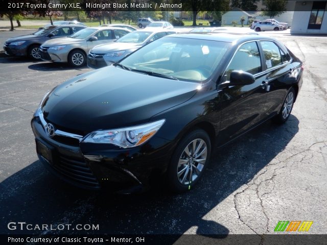 2017 Toyota Camry XLE in Midnight Black Metallic