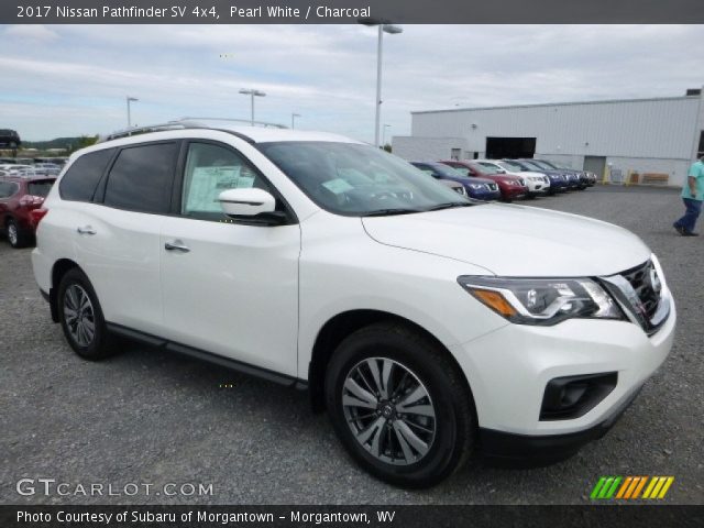 2017 Nissan Pathfinder SV 4x4 in Pearl White