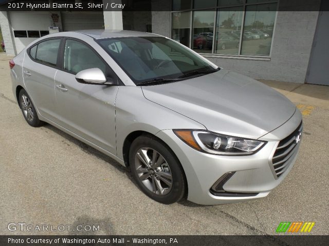 2017 Hyundai Elantra SE in Silver