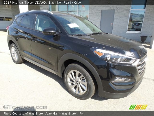 2017 Hyundai Tucson SE AWD in Black Noir Pearl