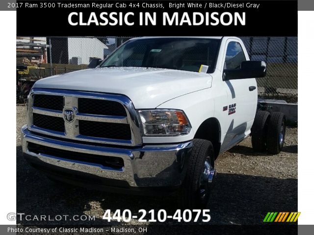 2017 Ram 3500 Tradesman Regular Cab 4x4 Chassis in Bright White