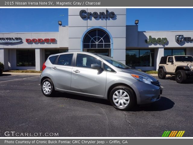 2015 Nissan Versa Note SV in Magnetic Gray