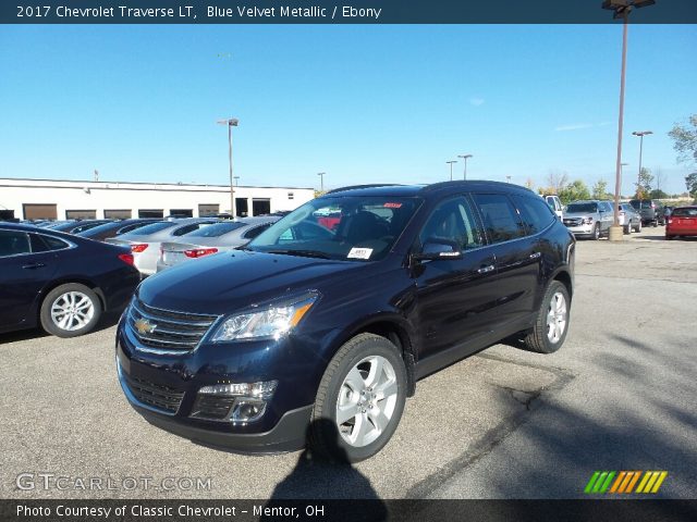 2017 Chevrolet Traverse LT in Blue Velvet Metallic