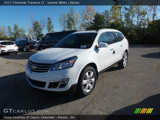 2017 Chevrolet Traverse LT in Summit White