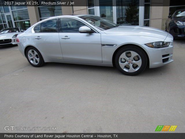 2017 Jaguar XE 25t in Rhodium Silver