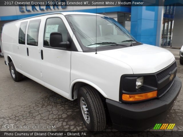 2017 Chevrolet Express 3500 Cargo Extended WT in Summit White
