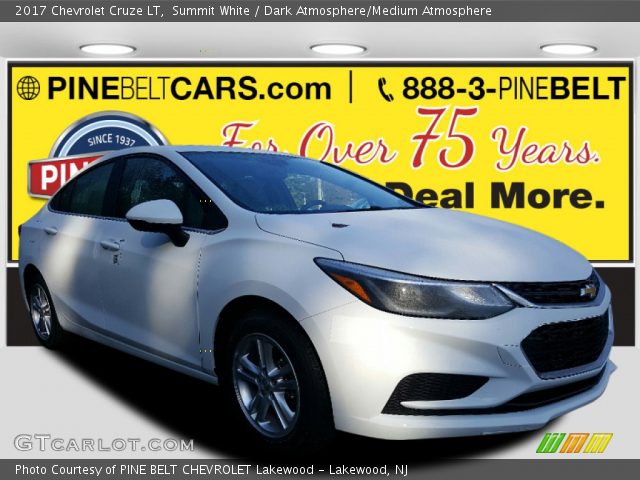2017 Chevrolet Cruze LT in Summit White
