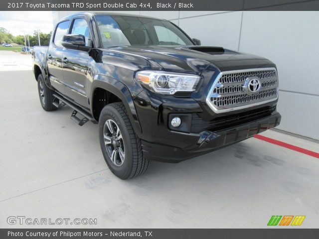 2017 Toyota Tacoma TRD Sport Double Cab 4x4 in Black