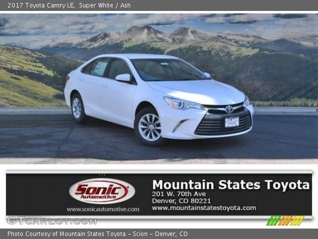 2017 Toyota Camry LE in Super White