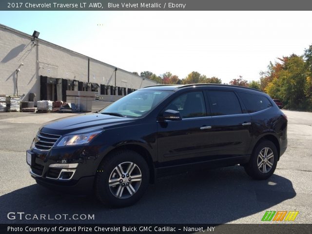 2017 Chevrolet Traverse LT AWD in Blue Velvet Metallic