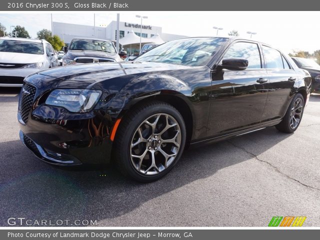2016 Chrysler 300 S in Gloss Black