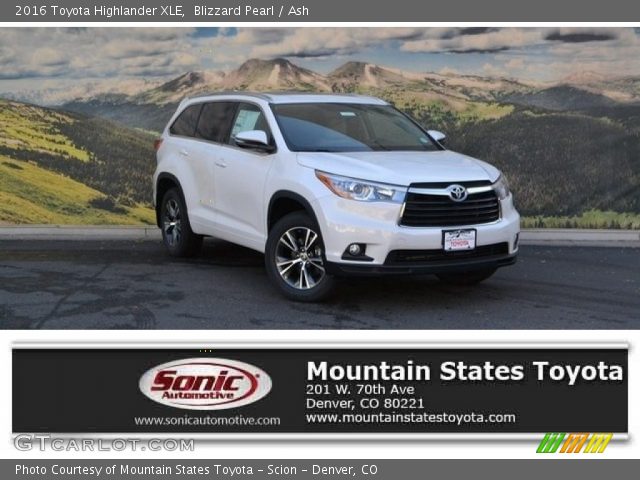 2016 Toyota Highlander XLE in Blizzard Pearl