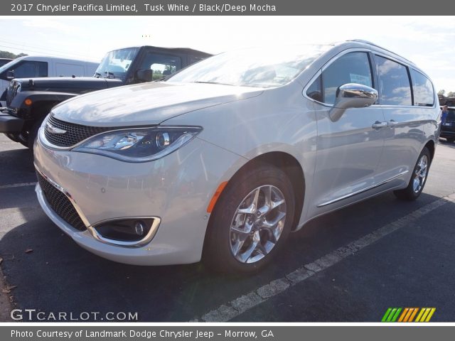 2017 Chrysler Pacifica Limited in Tusk White