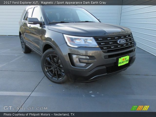 2017 Ford Explorer XLT in Magnetic