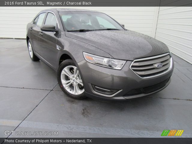 2016 Ford Taurus SEL in Magnetic