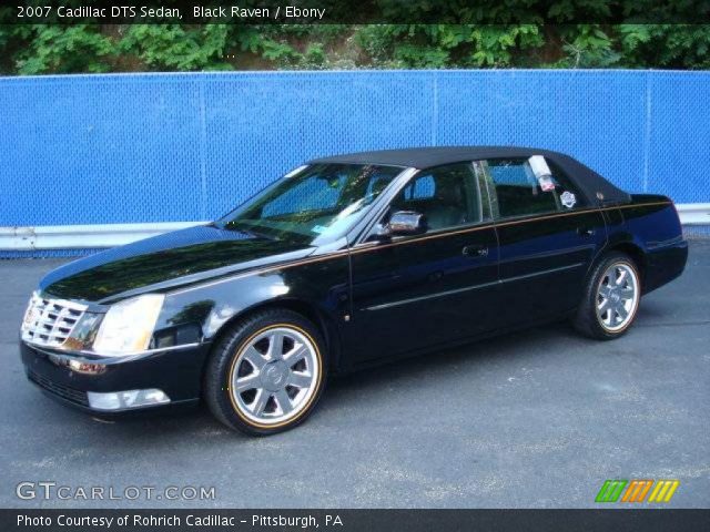 2007 Cadillac DTS Sedan in Black Raven
