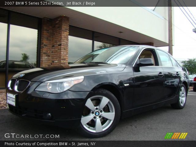 2007 BMW 5 Series 525xi Sedan in Jet Black