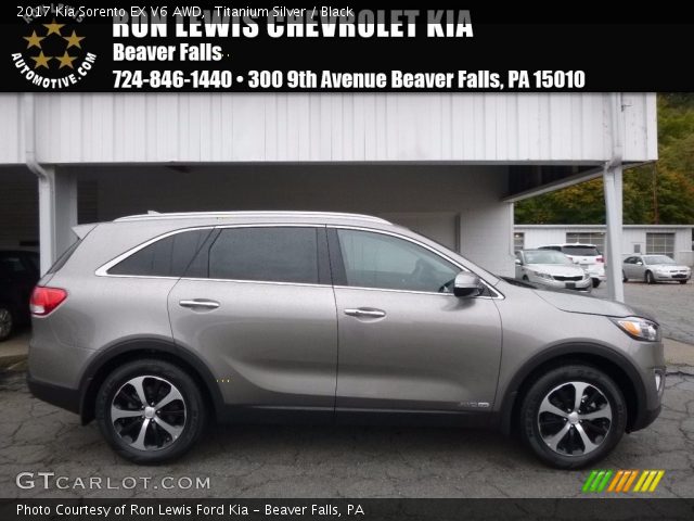 2017 Kia Sorento EX V6 AWD in Titanium Silver