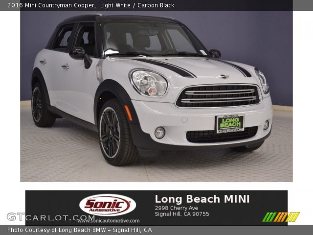 2016 Mini Countryman Cooper in Light White