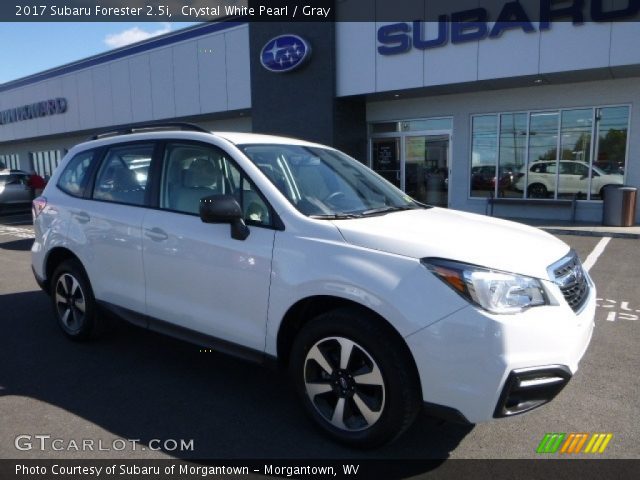 2017 Subaru Forester 2.5i in Crystal White Pearl
